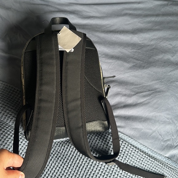 Gucci supreme canvas GG backpack - Picture 2 of 8